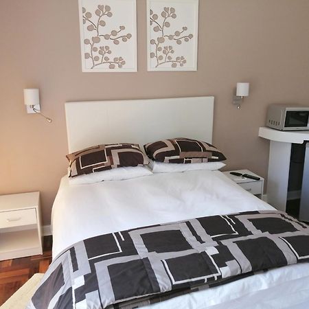 Easy Inn Guesthouse ウェルコム エクステリア 写真