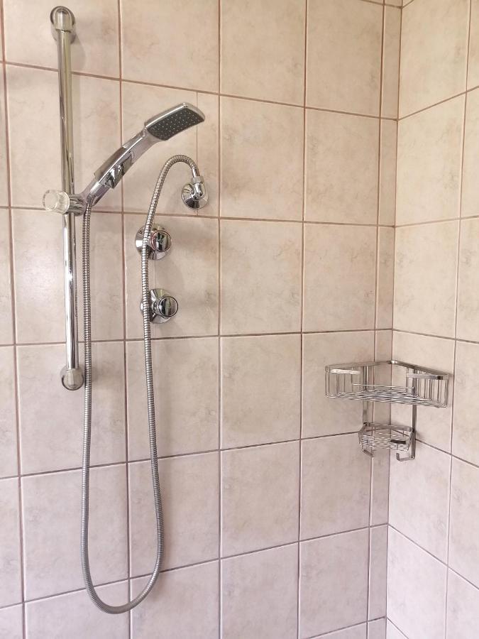Easy Inn Guesthouse ウェルコム エクステリア 写真
