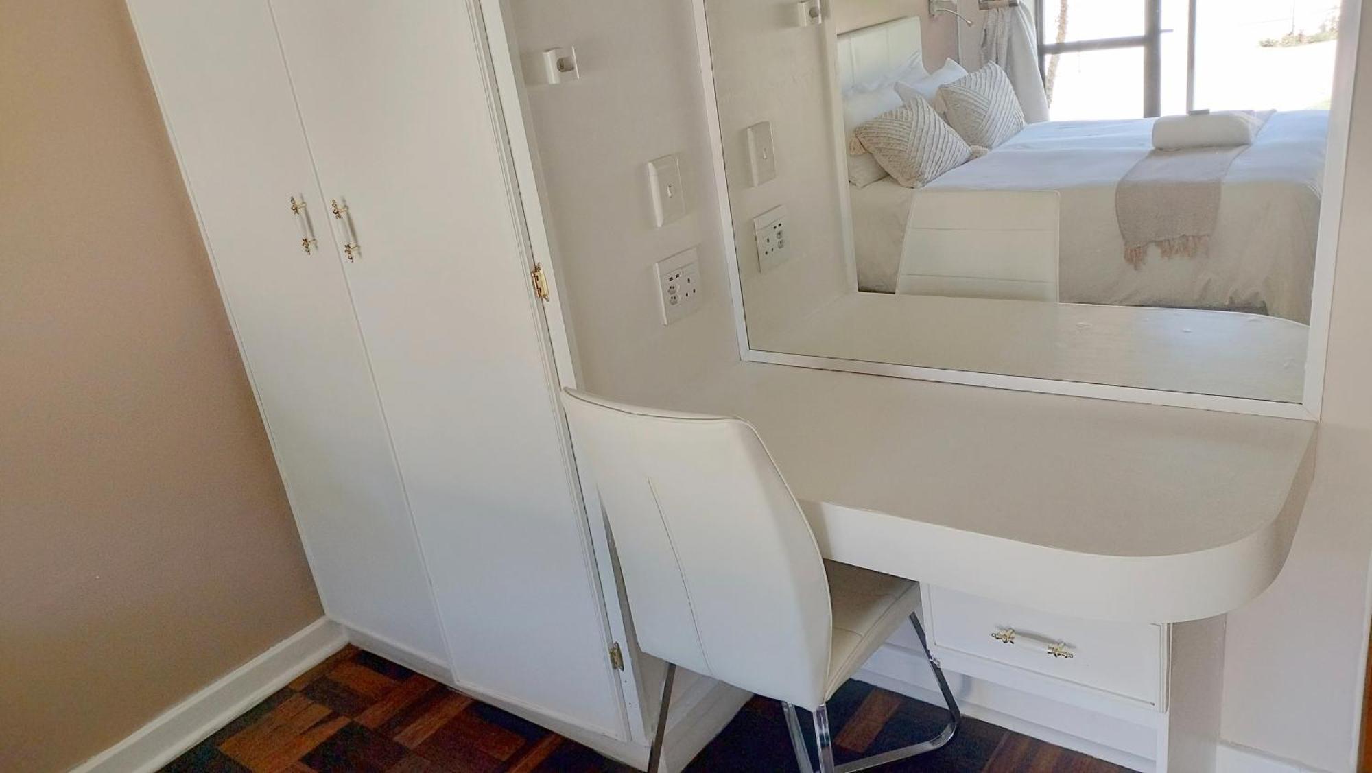 Easy Inn Guesthouse ウェルコム エクステリア 写真